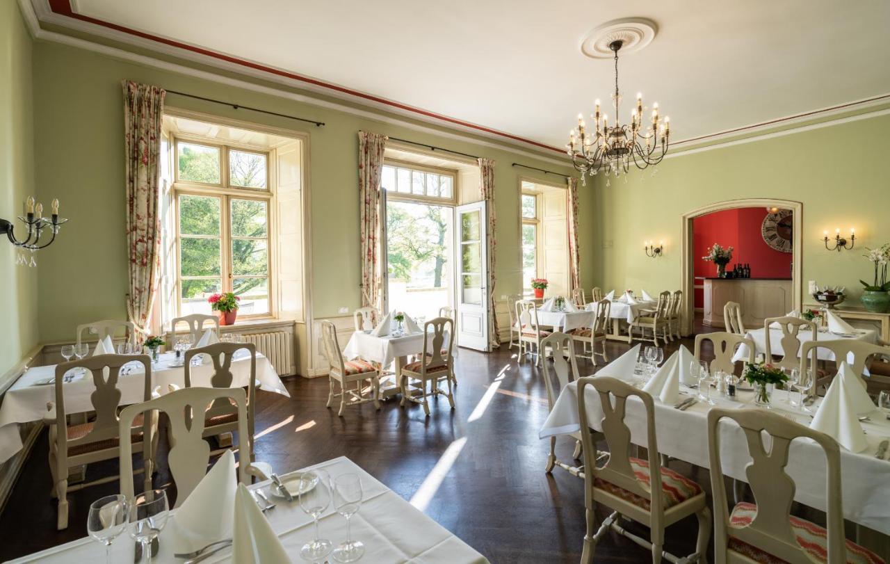 Hotel & Gaestehaus Gut Kaden Alveslohe Экстерьер фото