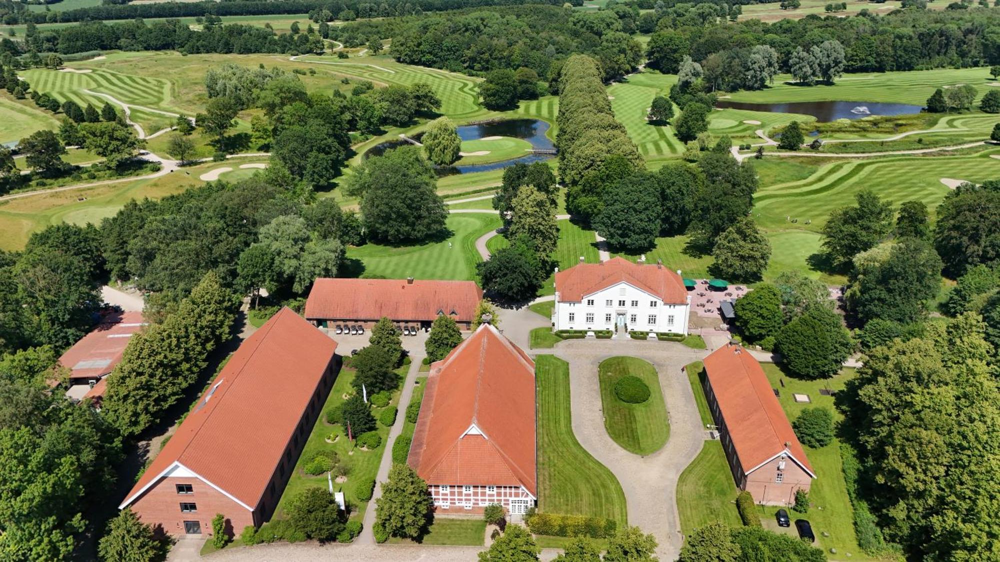Hotel & Gaestehaus Gut Kaden Alveslohe Экстерьер фото
