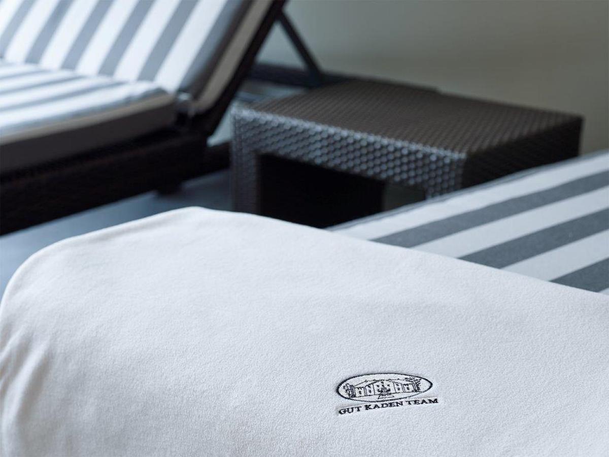 Hotel & Gaestehaus Gut Kaden Alveslohe Экстерьер фото